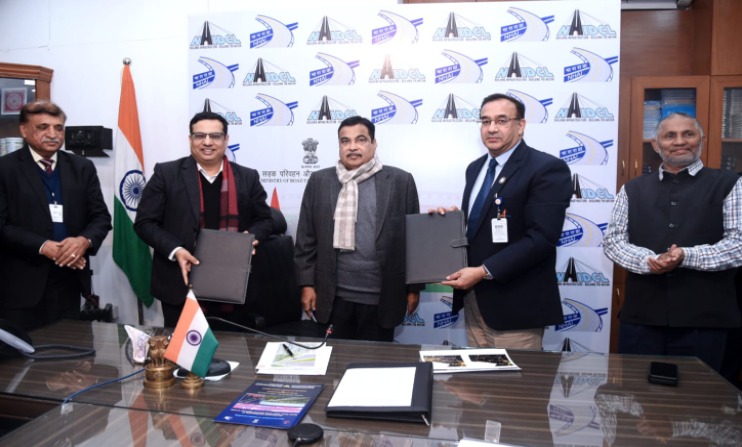 The greening highway corridors has been a focal point for the Ministry of Road Transport and Highways (Image/PIB)