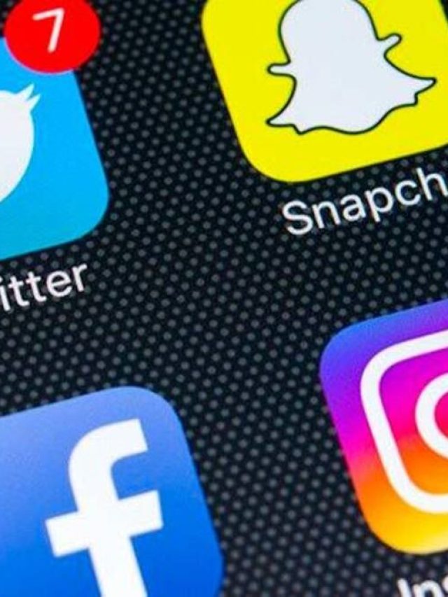 social media, facebook, instagram, snapchat, twitter, x, online,