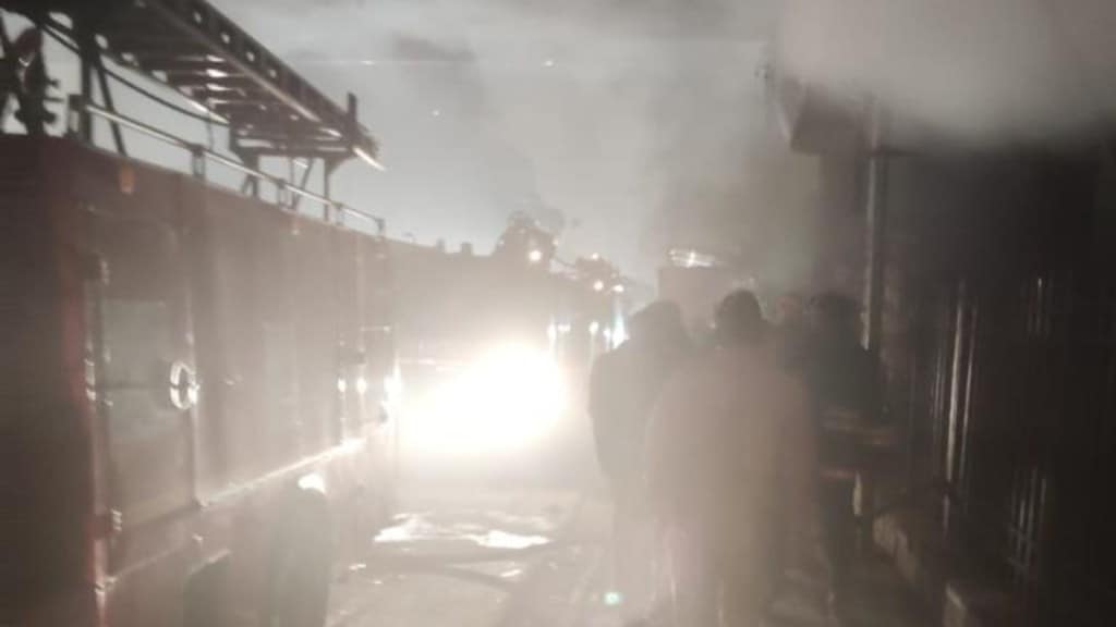 Modi Mill, Modi Mill Delhi, Modi Mill news, Modi Mill fire, Modi Mill Delhi fire, Delhi fire