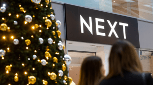 A profit warning from JD Sports Fashion Plc and a slide in sales at Topps Tiles Plc are a reminder that the Christmas cheer might not spread too far across the UK retail sector