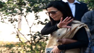 SC denies interim relief to Mahua Moitra, issues notice to Lok Sabha secretary general on expulsion plea