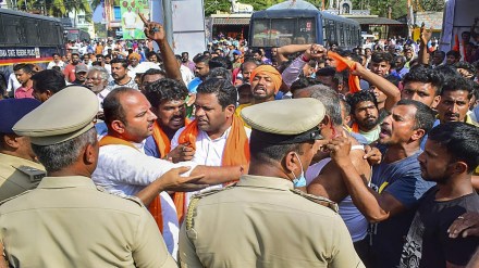 Karnataka:Panchayat official suspended amid Hanuman flag controversy in Mandya