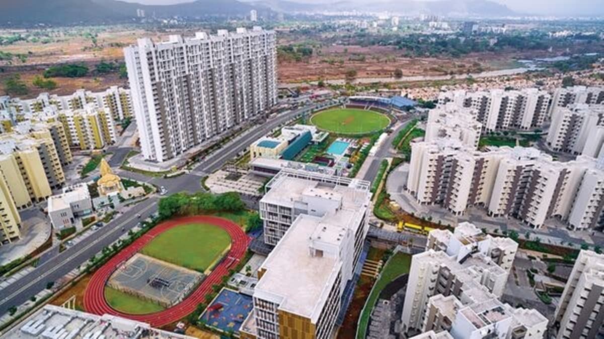 Ivanhoe Cambridge, Chakan, LOGOS, top news, latest news, real estate news,