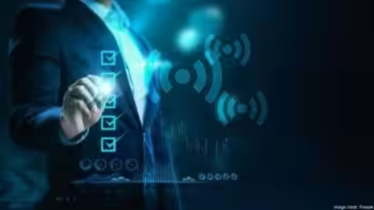 Technology bridges the gap between patients and healthcare providers Technology bridges the gap between patients and healthcare providers