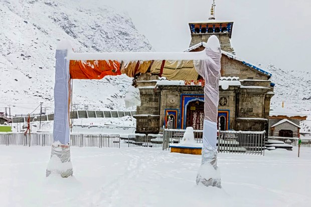 Kedarnath temple premises covered in snow (PTI Photo)