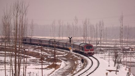 In Kashmir, all flights at Srinagar airport were canceled while traffic on the strategic 270-km Jammu-Srinagar National Highway was closed for nearly four hours (Image/Reuters)
