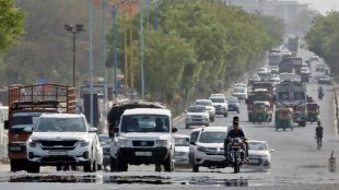 The national capital on Sunday recorded a maximum temperature of 24.6 degrees Celsius, a notch above the season's average (Image/Reuters)