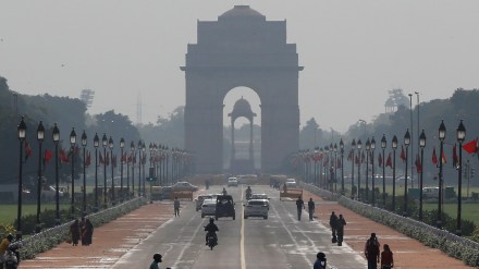 IMD has predicted strong surface winds with a speed of 20-30 kmph in Delhi, during the next two days (Image/Reuters) IMD has predicted strong surface winds with a speed of 20-30 kmph in Delhi, during the next two days (Image/Reuters)