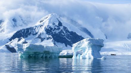 Antarctica has experienced ice loss equivalent to the size of Turkey Antarctica has experienced ice loss equivalent to the size of Turkey