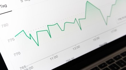 Financial markets in green graph