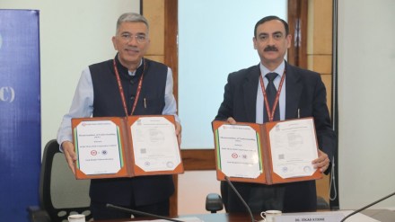 Both the DMRC and the GSV will organise studies and research in the area of transportation and logistics (Image/@OfficialDMRC)