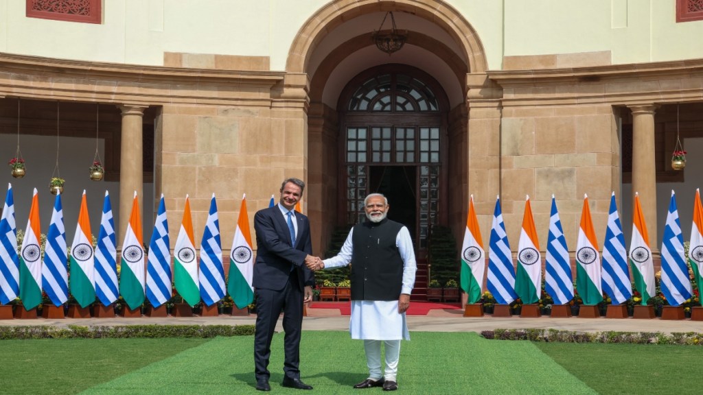 Greece Prime Minister Kyriakos Mitsotakis with PM Modi (Image: X/@narendramodi)