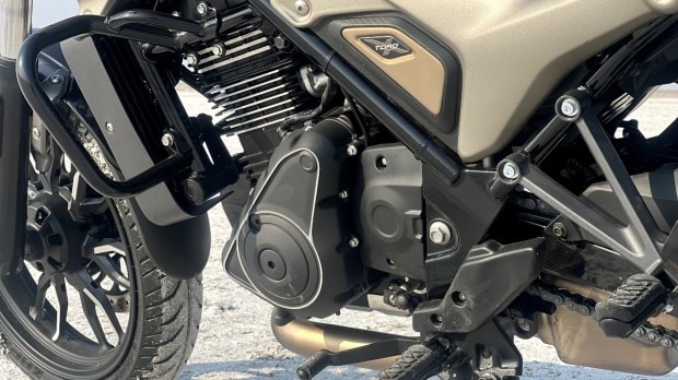 Hero Mavrick 440 engine