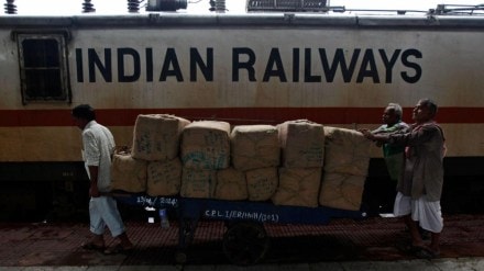 indian railways, railways revenue, slow revenue for indian railways, infrastructure