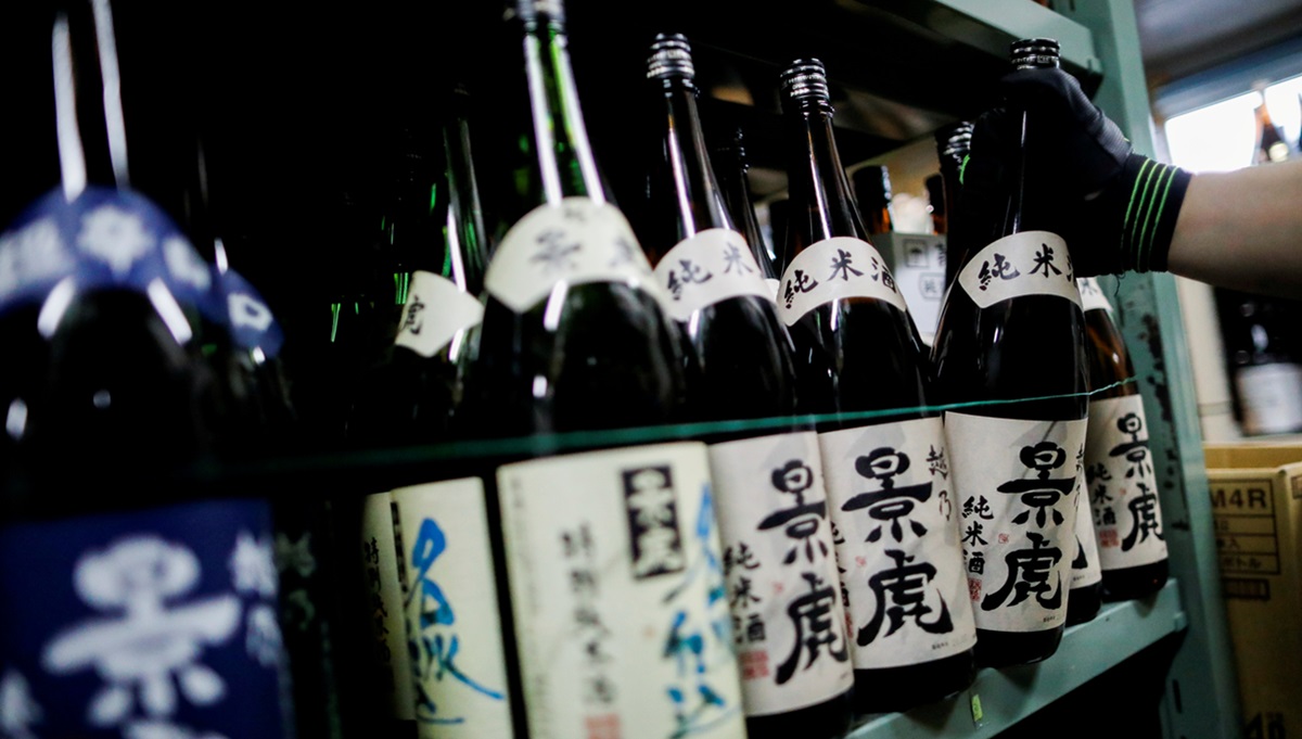 sake, Japanese alcohol, beverage, manufacturers, Indian consumers, Sake imports, FSSAI, consumption experiences, Japanese tax authority