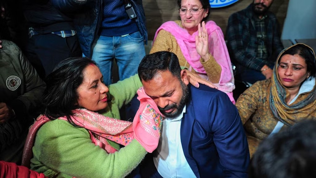AAP candidate Kuldeep Kumar new Chandigarh Mayor, Presiding Officer guilty of misdemeanour: Supreme Court AAP candidate Kuldeep Kumar new Chandigarh Mayor, Presiding Officer guilty of misdemeanour: Supreme Court
