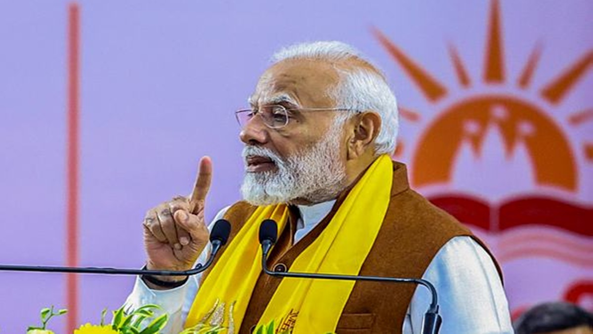 Those not in 'hosh' are calling youth 'nashedi': PM Modi in Varanasi Those not in 'hosh' are calling youth 'nashedi': PM Modi in Varanasi