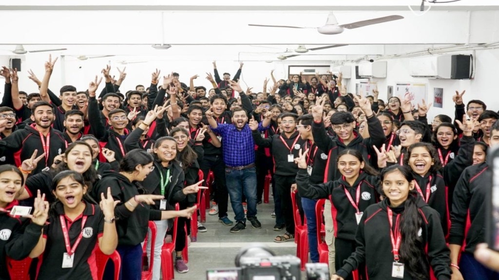 To avail the benefit of this initiative, termed the ‘Right to Education programme,’ students had to fill out a form on the PW App.