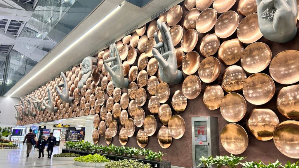 delhi airport FE delhi airport FE
