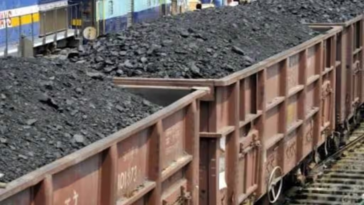freight loading, railways freight loading, railway freight transportation, railway coal supply, freight transportation in railways, indian railways,, indian railways sets record