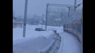 Indian Railways, Beautiful Indian Railways, Winter Wonderland, snow-covered Kashmir, jammu, kashmir, kashmir trains, kashmir snow