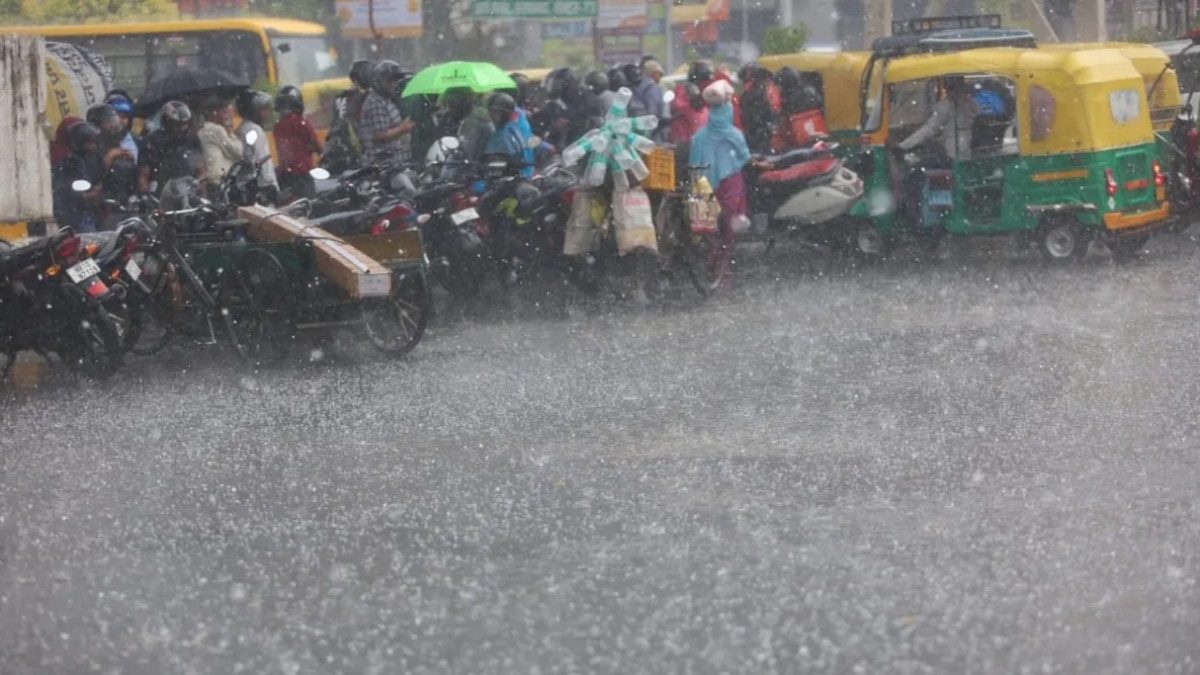 Snowfall in India, Rainfall, Weather update, Himalayan region, Rainfall forecast, Delhi winters, Delhi rainfall update, Delhi-NCR temperature, Delhi Temperature forecast, India weather forecast, IMD updates, Weather updates India, rainfall, snowfall, jammu and kashmir, kashmir snowfall