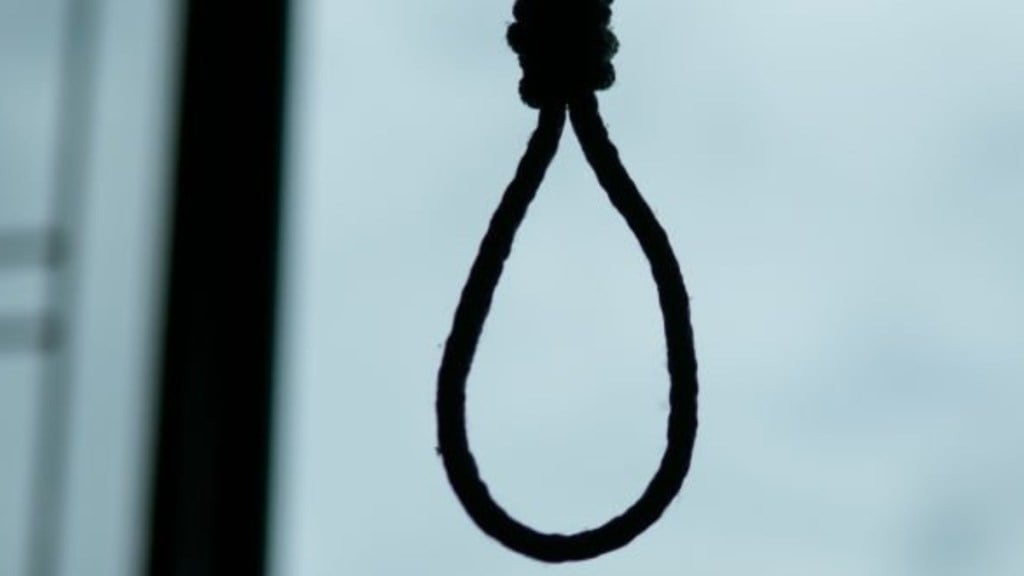16-year-old JEE aspirant allegedly commits suicide in Kota hostel.