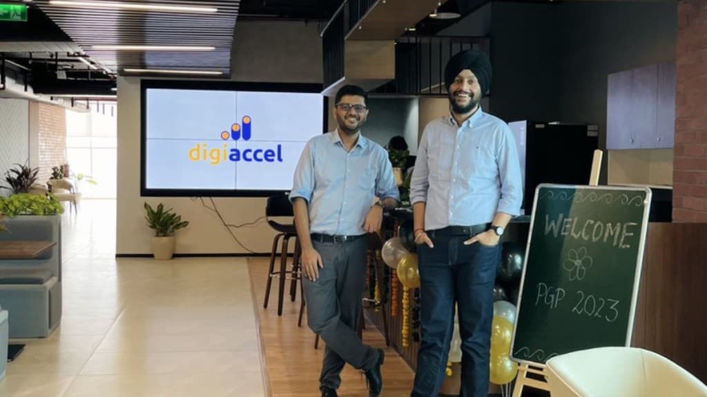 Digiaccel claims to offer a range of educational programmes, including two online options and one on-campus programme.