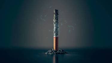smoking, quit smoking, smoking kills, ciggrates, lower risk of cancer, cancer from smoking, cancer patients