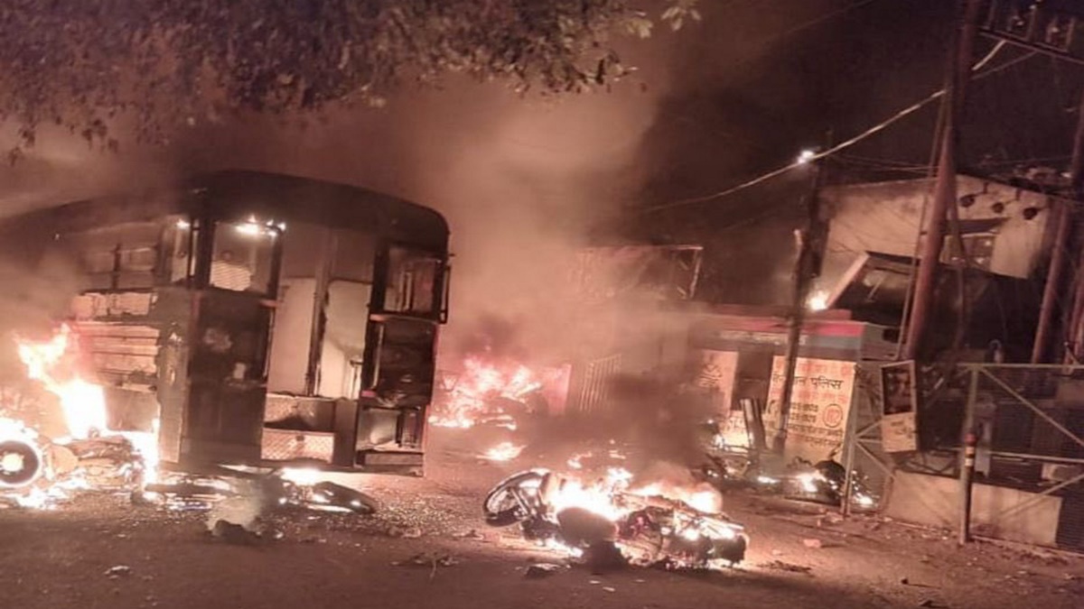 'Mob surrounded police station, set vehicles on fire': Uttarakhand DGP on Haldwani violence 'Mob surrounded police station, set vehicles on fire': Uttarakhand DGP on Haldwani violence