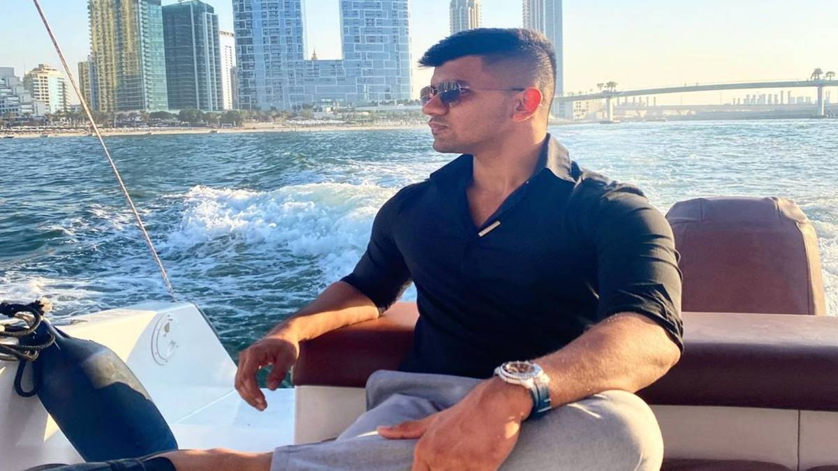 21-year-old millionaire Umar Punjabi: A trailblazer in the world of forex  trading - Lifestyle News | The Financial Express