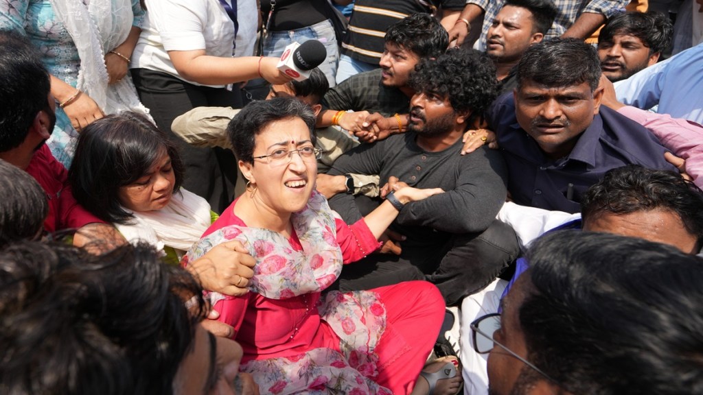 With their leader behind bars, AAP workers hit Delhi streets, stage massive protests With their leader behind bars, AAP workers hit Delhi streets, stage massive protests