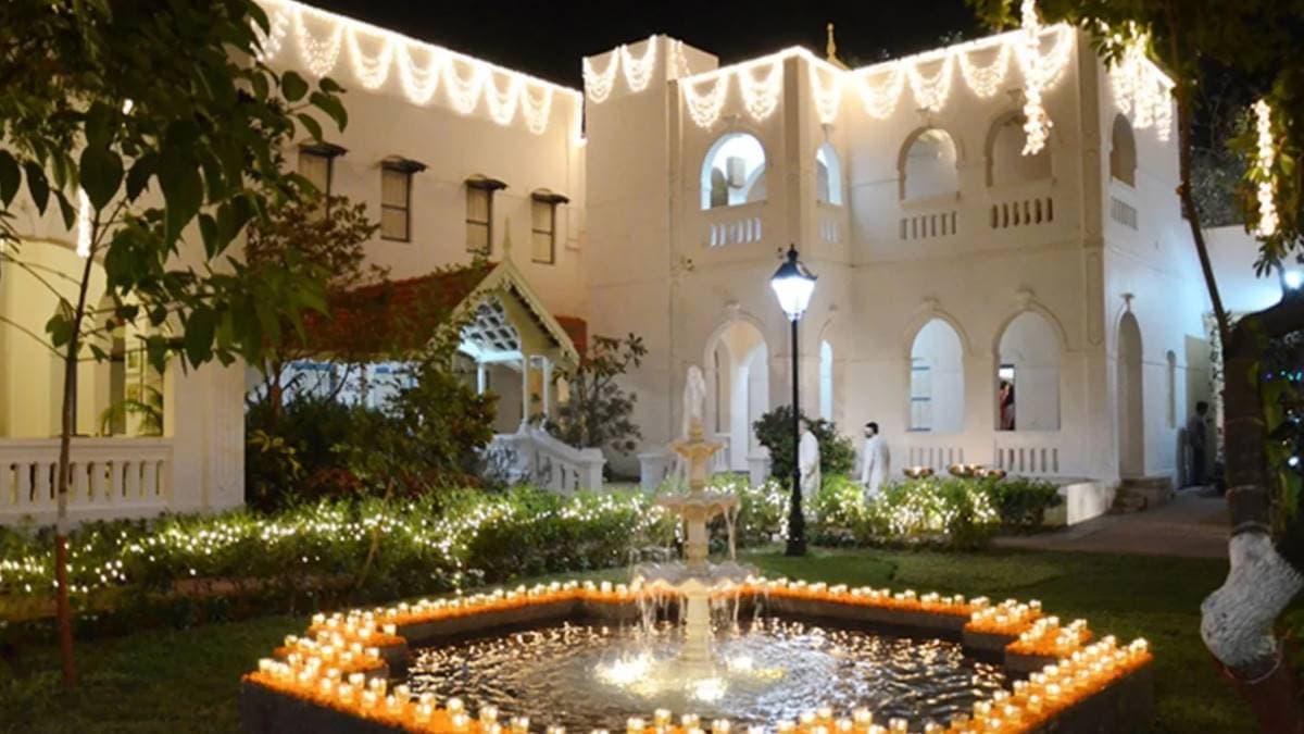 Mukesh Ambani, Mukesh Ambani house, Mukesh Ambani Junagarh house, Mukesh Ambani Jamnagar house, who is Mukesh Ambani Mukesh Ambani net worth, Mukesh Ambani career, lifestyle