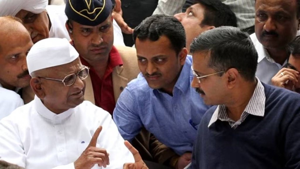 Anna Hazare slams Kejriwal following his arrest Anna Hazare slams Kejriwal following his arrest