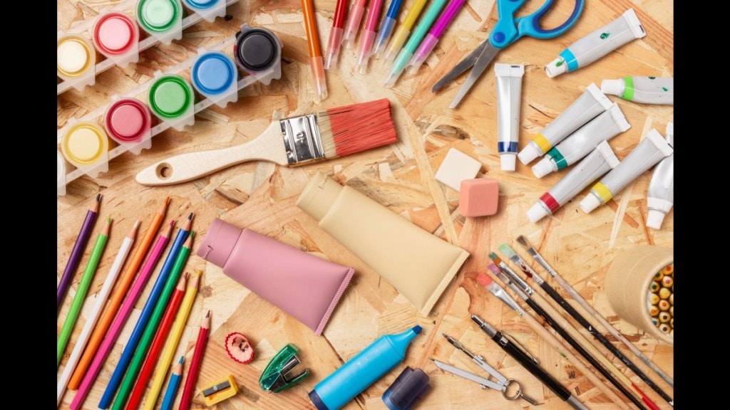 Through portraiture, sculpture, crafting and other artistic endeavours, students are encouraged to think outside the box and allow their imaginations to flourish. Through portraiture, sculpture, crafting and other artistic endeavours, students are encouraged to think outside the box and allow their imaginations to flourish.