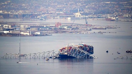 The ship's crew, comprising 22 Indian nationals, issued a distress call before the collision (Image/Reuters)