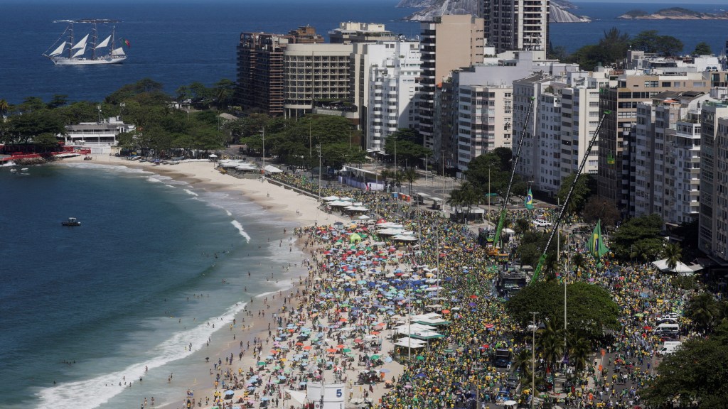 The weather authorities have predicted extreme rains to continue in the south of the country next week (