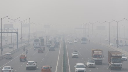 On Tuesday, the minimum temperature in Delhi settled at 14.2 degrees Celsius (Image/Reuters)