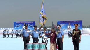 Droupadi Murmu at President Standard Award