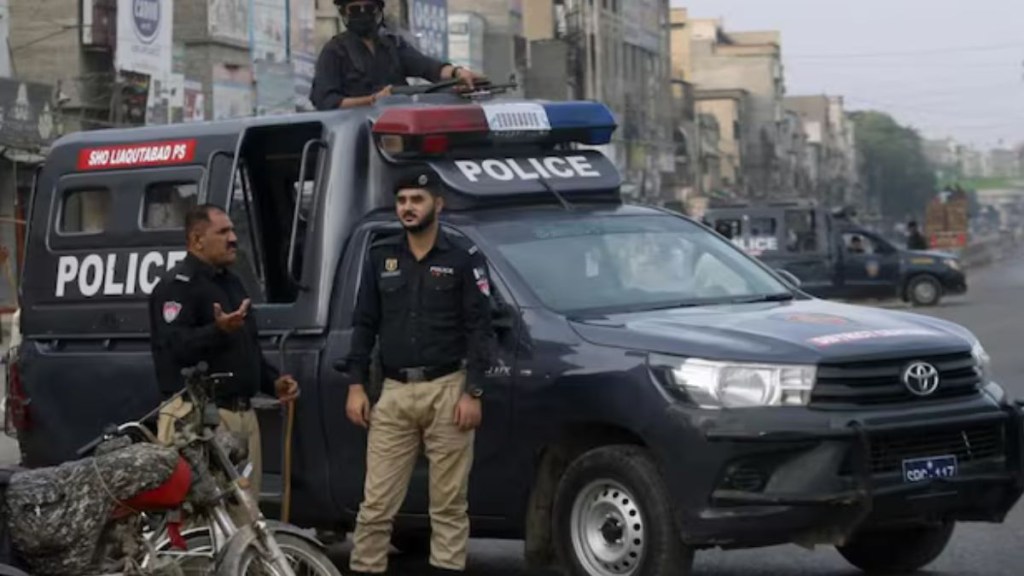 Khyber Pakhtunkhwa police swiftly arrived at the scene and commenced relief operations Khyber Pakhtunkhwa police swiftly arrived at the scene and commenced relief operations