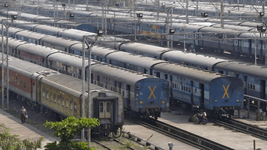 Indian Railways, Railway Ministry, train operations,