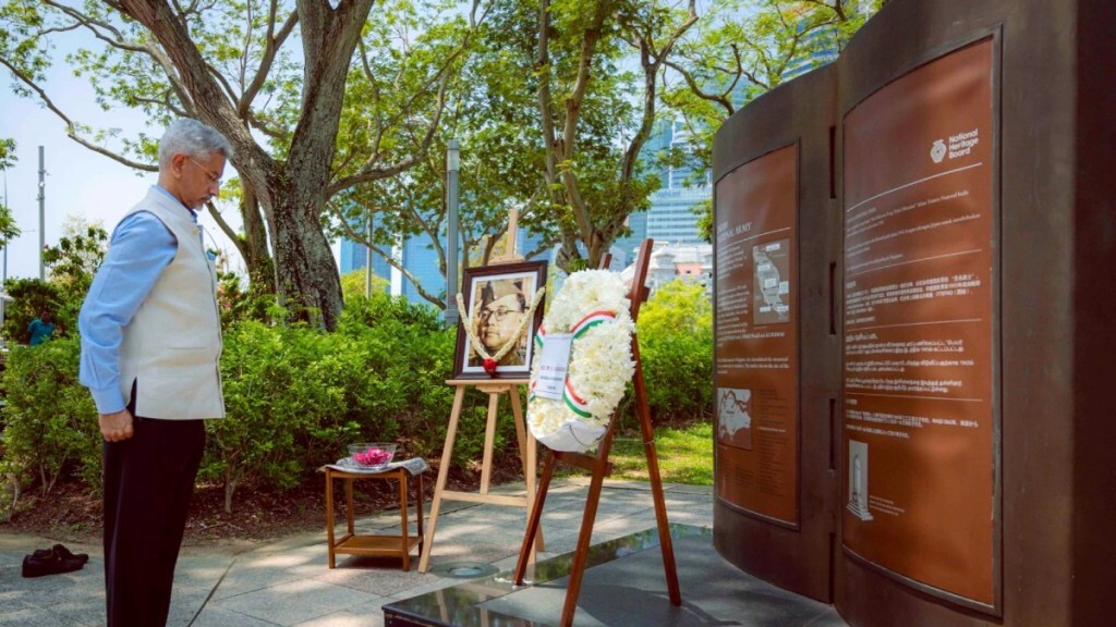 S. Jaishankar Began his Singapore visit by paying homage to Bose and the brave Indian National Army soldiers. (Image: X)
