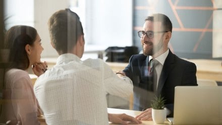 Breaking barriers with HSBC India's LRS service. Empowering individuals and businesses to thrive in the global economy.