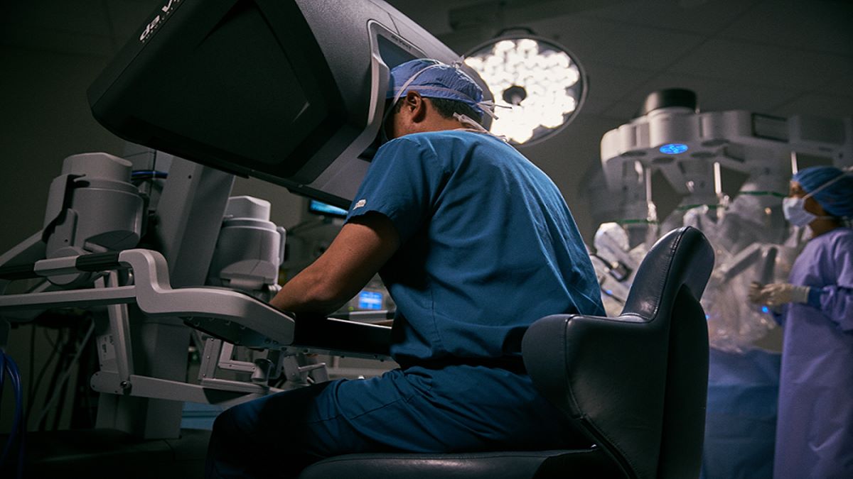 Along with training our existing surgeons, it is important to introduce such technologies to our budding surgeons, he said. Along with training our existing surgeons, it is important to introduce such technologies to our budding surgeons, he said.