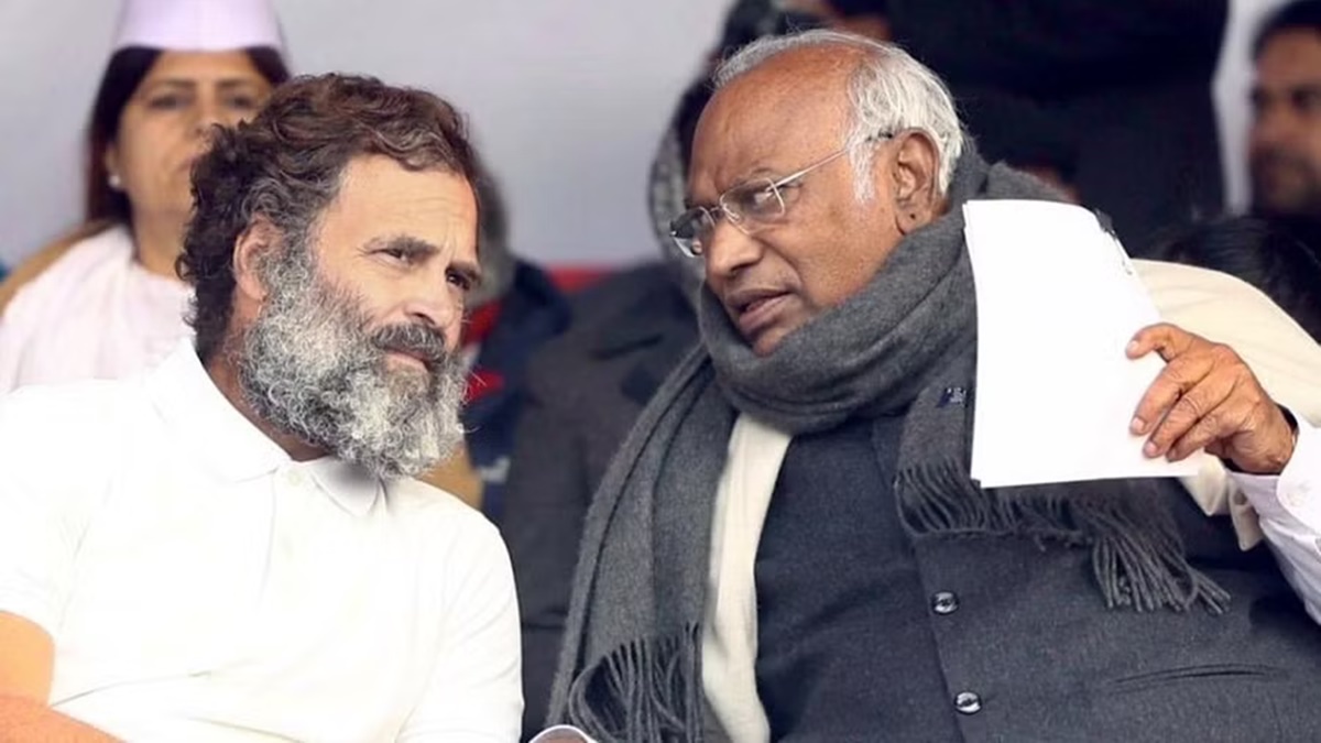 Setback for Congress as Income Tax Dept serves Rs 1,700 crore notice ahead of Lok Sabha elections Setback for Congress as Income Tax Dept serves Rs 1,700 crore notice ahead of Lok Sabha elections