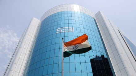 The T+0 settlement cycle will now be offered as an alternative alongside T+1 (Image/Reuters) The T+0 settlement cycle will now be offered as an alternative alongside T+1 (Image/Reuters)