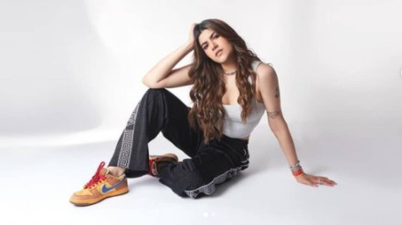 ananya birla, birla, Kumar Mangalam Birla, Advent, Svatantra Microfin, Ananya birla promotes Svatantra Microfin, billionaire daughter