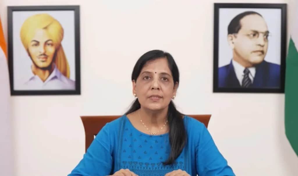 Sunita Kejriwal launches 'Kejriwal ko ashirvaad' campaign, seeks people's support