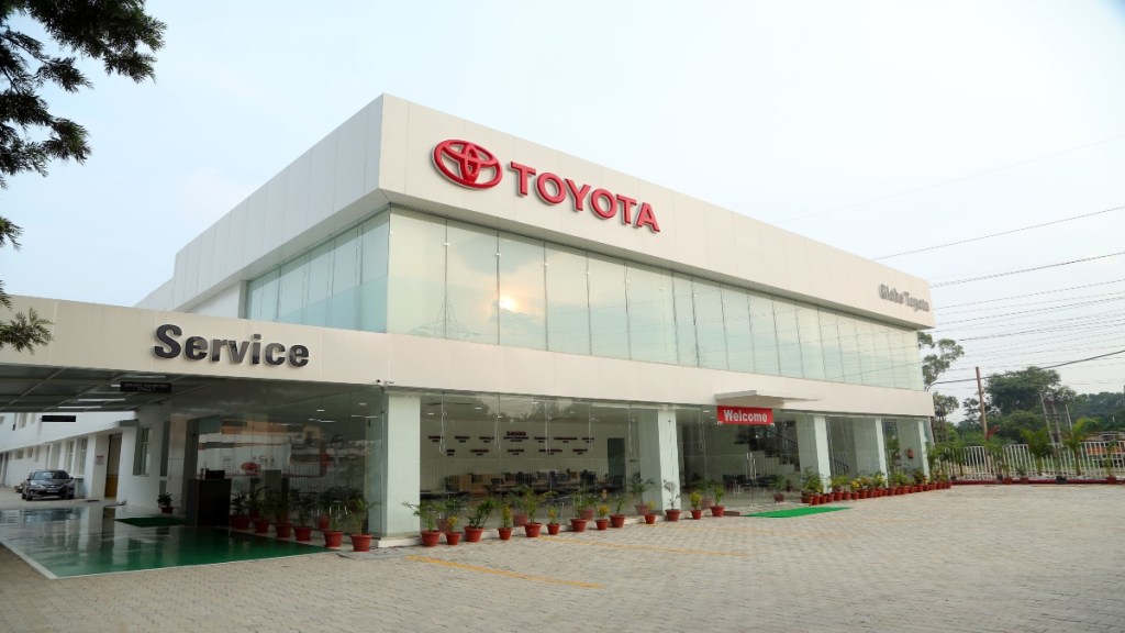 Globe Toyota sees SUVs and hybrids driving double digit sales in 2024