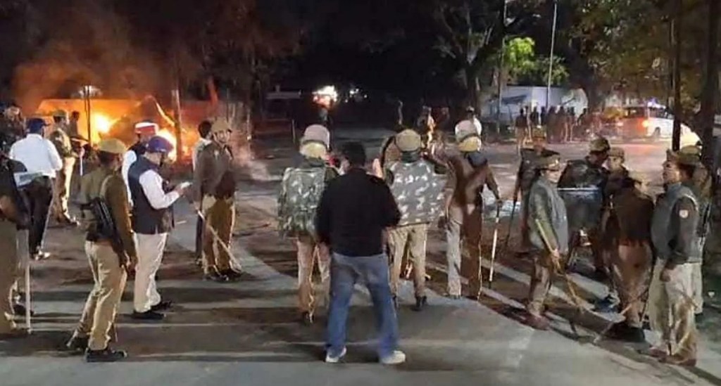 Barber enters home, murders two children in UP's Badaun, killed in encounter Barber enters home, murders two children in UP's Badaun, killed in encounter